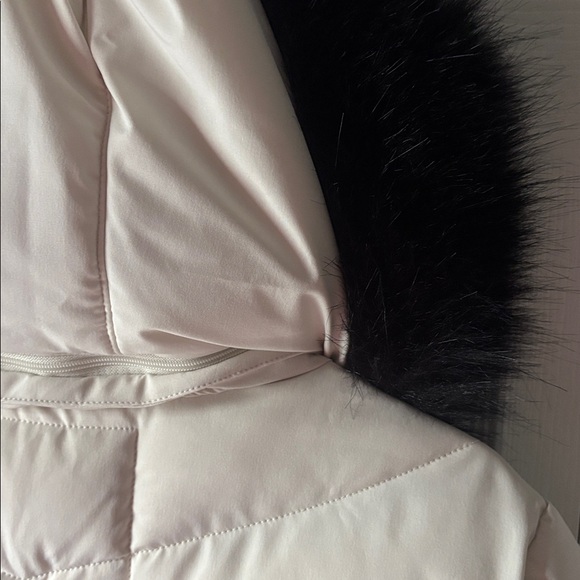 Calvin Klein Cream Puffer Coat - Picture 5 of 5